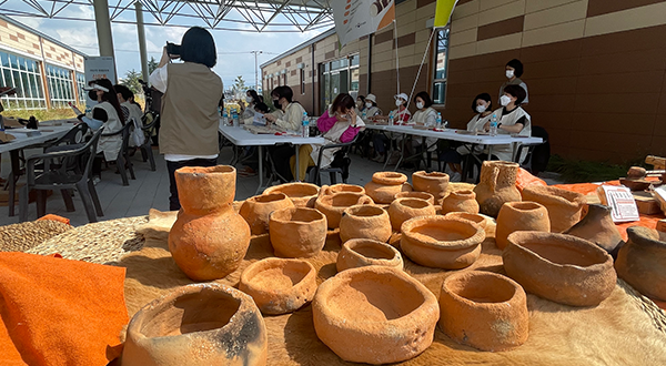 신창동 손기술 공방